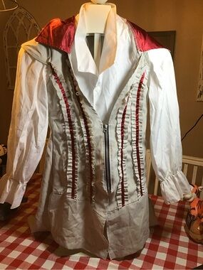 Assassins creed child costume top with hood size medium 8-10